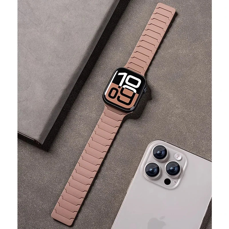 Adjustable Magnetic Strap for Apple Watch