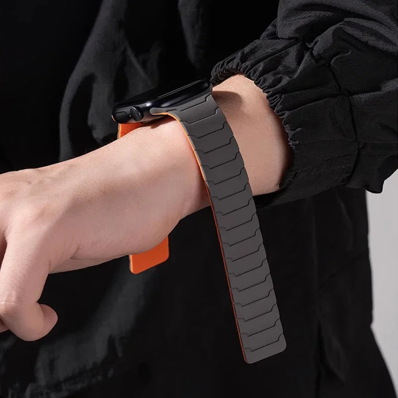 Adjustable Magnetic Strap for Apple Watch